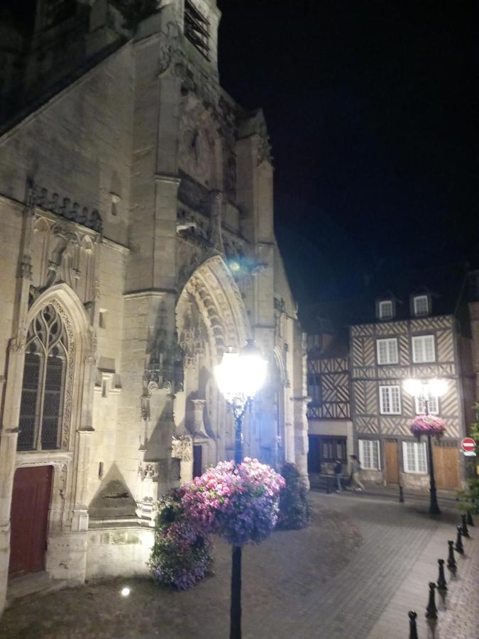 Apartamento Le Leon Honfleur Exterior foto